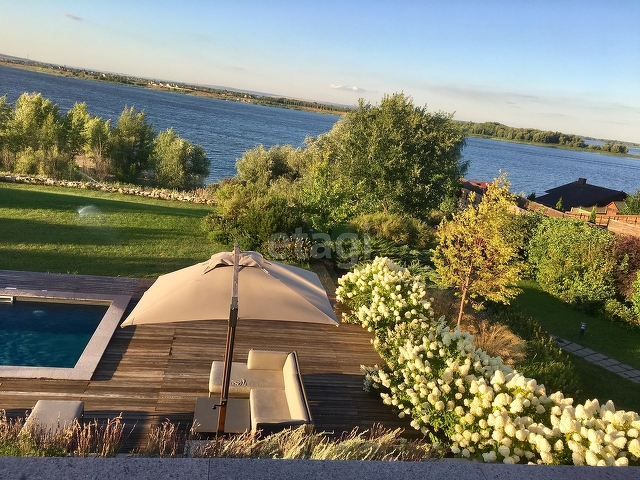 Продажа дома, 285м <sup>2</sup>, 32 сот., Саратов, Саратовская область,  Саратов