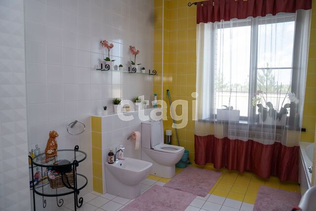 Продажа дома, 713м <sup>2</sup>, 16 сот., Саратов, Саратовская область,  Энгельс