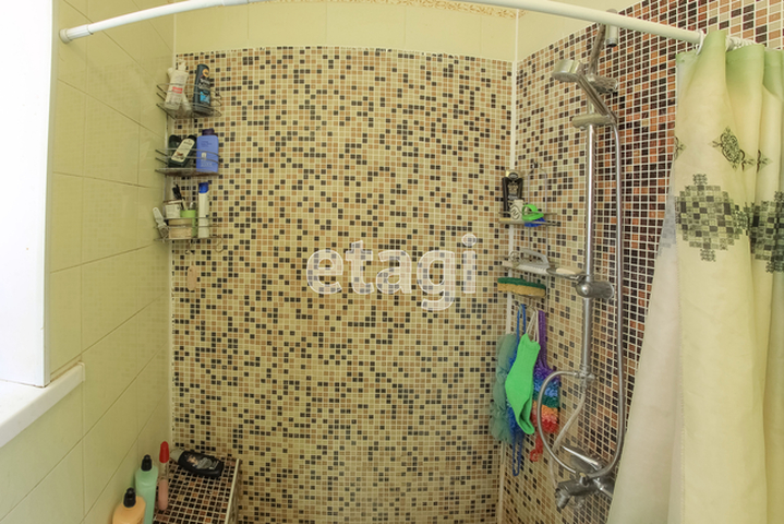 Продажа дома, 357м <sup>2</sup>, 3 сот., Саратов, Саратовская область,  Волжский 