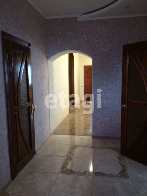 Продажа дома, 300м <sup>2</sup>, 10 сот., Саратов, Саратовская область,  Энгельс