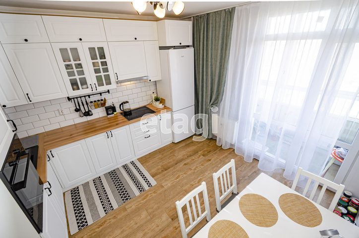 Продажа 2-комнатной квартиры, Екатеринбург, Латвийская,  56 к 3