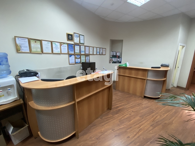 Продажа коммерческой недвижимости, 402м <sup>2</sup>, Саратов, Саратовская область,  Саратов