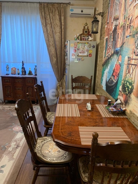 Продажа дома, 250м <sup>2</sup>, 5 сот., Саратов, Саратовская область,  