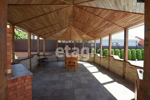 Продажа дома, 300м <sup>2</sup>, 10 сот., Саратов, Саратовская область,  Кировский