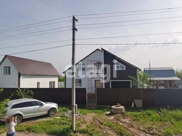 Продажа дома, 270м <sup>2</sup>, 10 сот., Саратов, Саратовская область,  