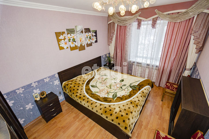 Продажа 3-комнатной квартиры, Екатеринбург, Аптекарская,  45