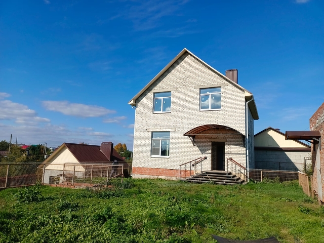 Продажа дома, 240м <sup>2</sup>, 12 сот., Саратов, Саратовская область,  