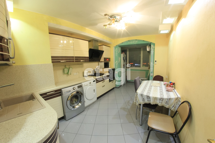 Продажа 3-комнатной квартиры, Саратов, Саратовская область,  Саратов