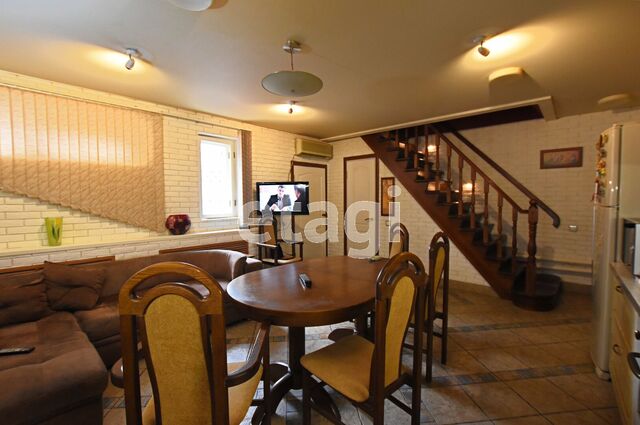 Продажа дома, 450м <sup>2</sup>, 5 сот., Саратов, Саратовская область,  Волжский 