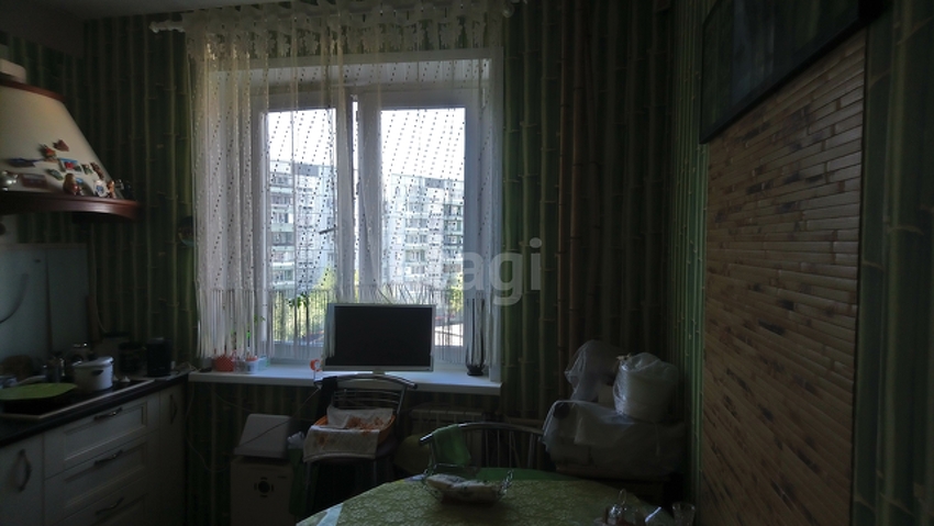 Продажа 4-комнатной квартиры, Красноярск, Металлургов пр-т,  55