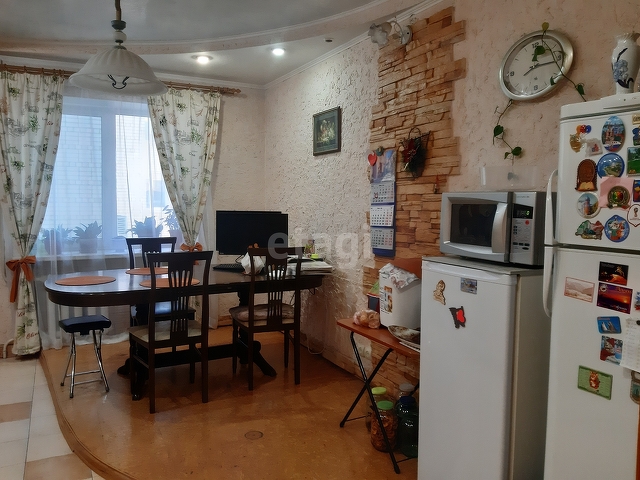 Продажа 3-комнатной квартиры, Саратов, Саратовская область,  Саратов