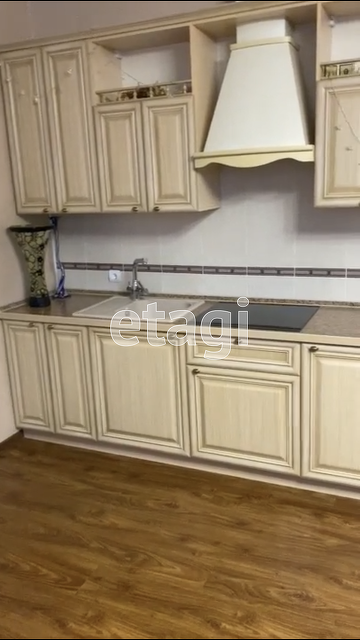 Продажа дома, 260м <sup>2</sup>, 8 сот., Саратов, Саратовская область,  