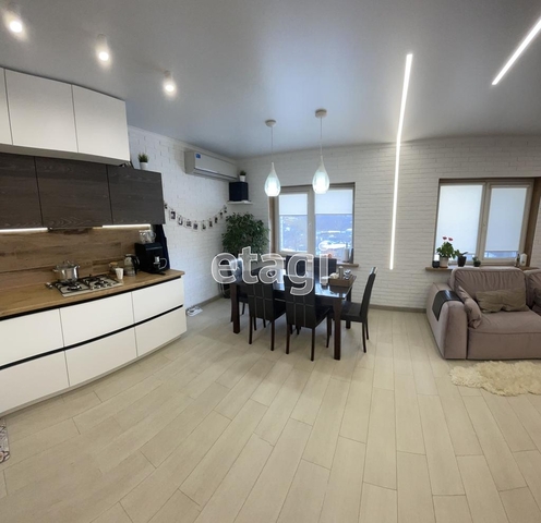 Продажа 3-комнатной квартиры, Саратов, Саратовская область,  Энгельс