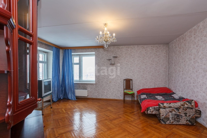 Продажа 3-комнатной квартиры, Екатеринбург, Бебеля,  184