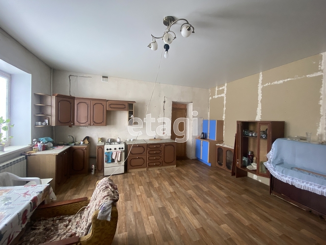 Продажа дома, 360м <sup>2</sup>, 10 сот., Саратов, Саратовская область,  