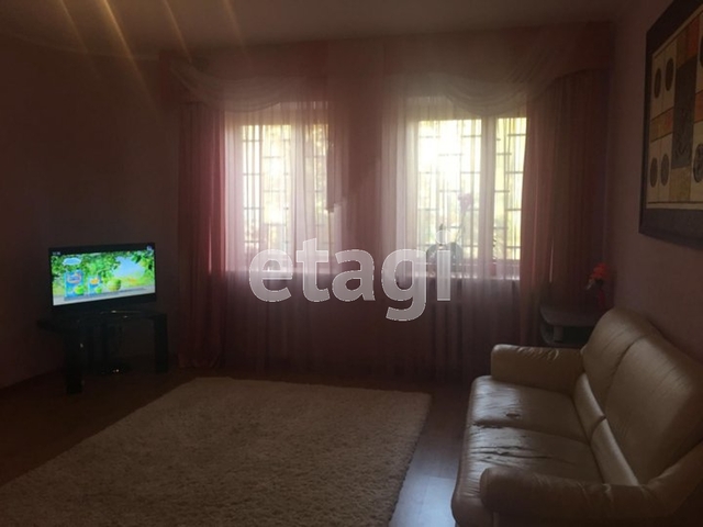 Продажа дома, 217м <sup>2</sup>, 2 сот., Саратов, Саратовская область,  