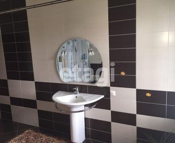 Продажа дома, 300м <sup>2</sup>, 6 сот., Саратов, Саратовская область,  