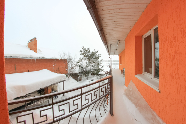 Продажа дома, 357м <sup>2</sup>, 3 сот., Саратов, Саратовская область,  Волжский 