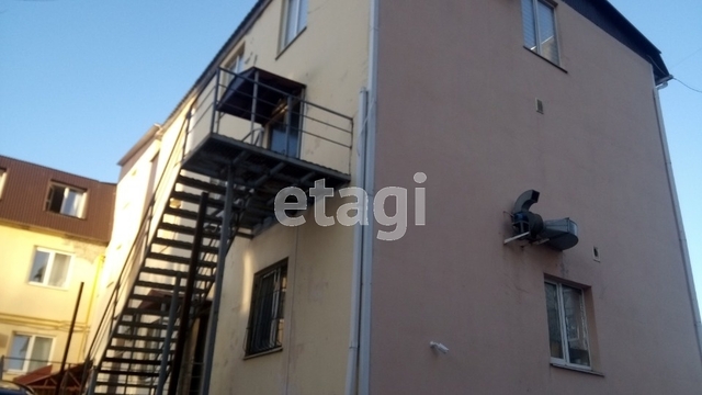 Продажа коммерческой недвижимости, 2288м <sup>2</sup>, Саратов, Саратовская область,  Саратов