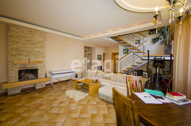 Продажа дома, 219м <sup>2</sup>, 11 сот., Саратов, Саратовская область,  