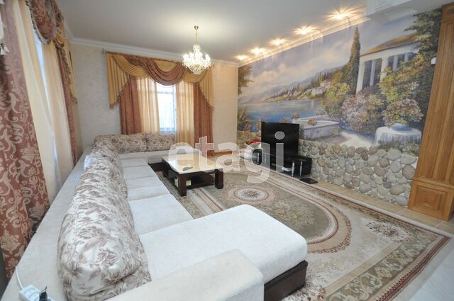 Продажа дома, 413м <sup>2</sup>, 8 сот., Саратов, Саратовская область,  