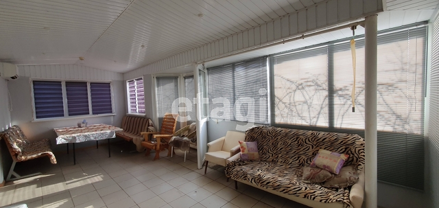 Продажа дома, 422м <sup>2</sup>, 12 сот., Саратов, Саратовская область,  Энгельс