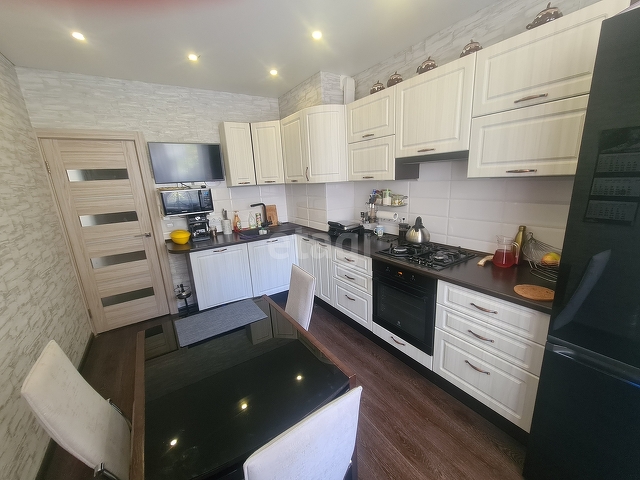 Продажа 3-комнатной квартиры, Саратов, Саратовская область,  Саратов