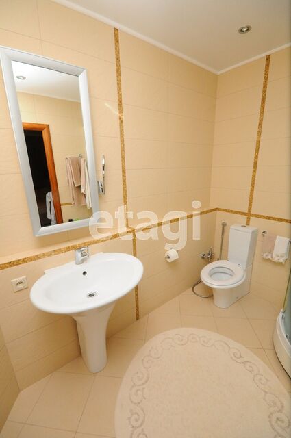 Продажа дома, 300м <sup>2</sup>, 12 сот., Саратов, Саратовская область,  Энгельс