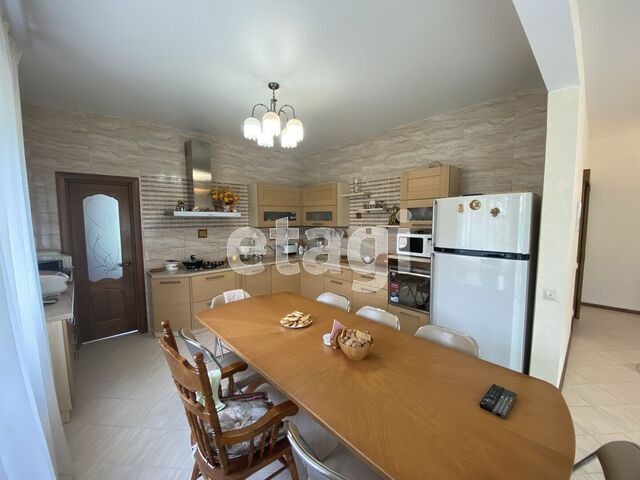 Продажа дома, 446м <sup>2</sup>, 5 сот., Саратов, Саратовская область,  Октябрьский