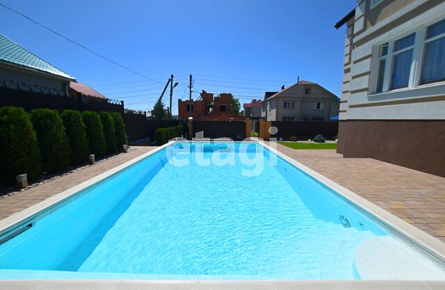 Продажа дома, 300м <sup>2</sup>, 10 сот., Саратов, Саратовская область,  Кировский