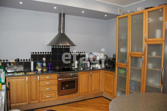 Продажа дома, 419м <sup>2</sup>, 20 сот., Саратов, Саратовская область,  Ленинский