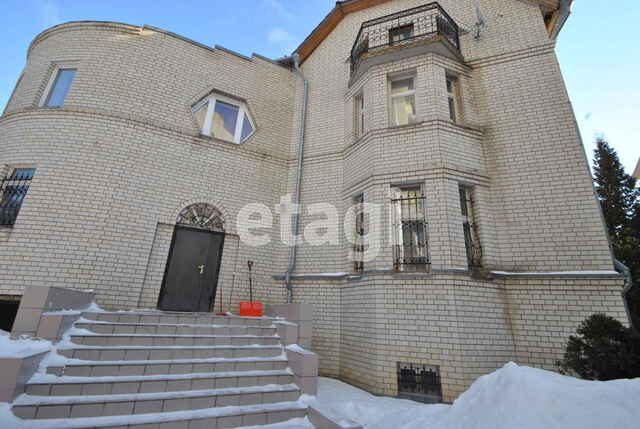 Продажа дома, 495м <sup>2</sup>, 10 сот., Саратов, Саратовская область,  Кировский