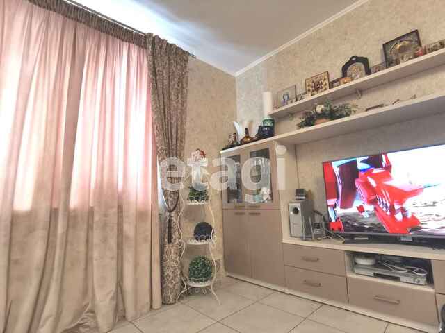 Продажа дома, 230м <sup>2</sup>, 3 сот., Саратов, Саратовская область,  Кировский