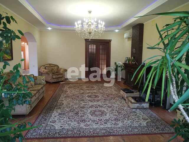 Продажа дома, 421м <sup>2</sup>, 24 сот., Саратов, Саратовская область,  Саратовский район