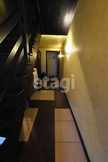 Продажа дома, 300м <sup>2</sup>, 10 сот., Саратов, Саратовская область,  Энгельс