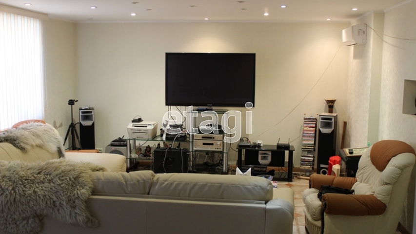 Продажа дома, 286м <sup>2</sup>, 3 сот., Саратов, Саратовская область,  Волжский 