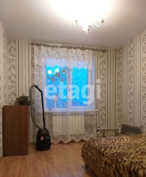 Продажа 3-комнатной квартиры, Березовский, Исакова,  24