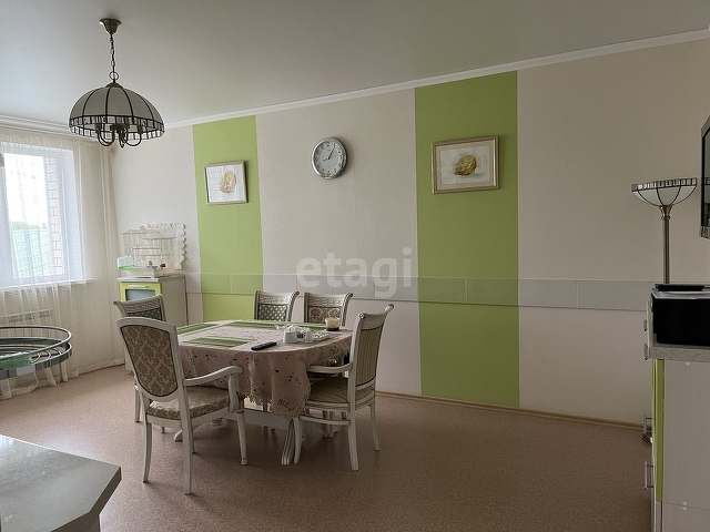 Продажа дома, 294м <sup>2</sup>, 13 сот., Саратов, Саратовская область,  Энгельс