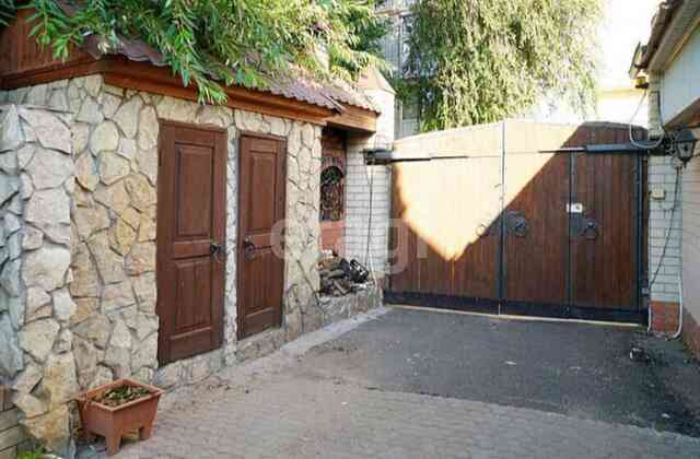 Продажа дома, 300м <sup>2</sup>, 9 сот., Саратов, Саратовская область,  