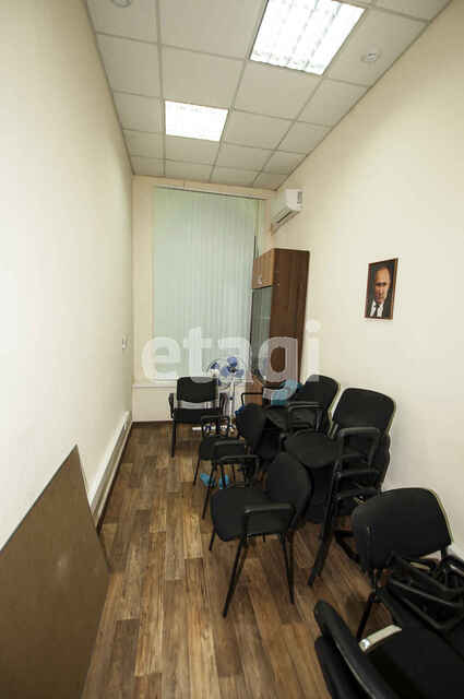 Продажа коммерческой недвижимости, 2500м <sup>2</sup>, Саратов, Саратовская область,  Саратов