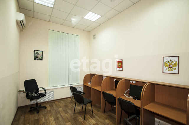 Продажа коммерческой недвижимости, 2500м <sup>2</sup>, Саратов, Саратовская область,  Саратов