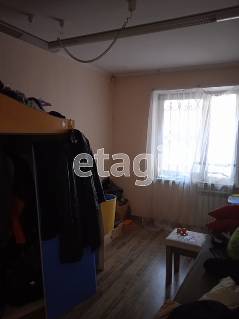 Продажа 4-комнатной квартиры, Красноярск, Новосибирская,  44
