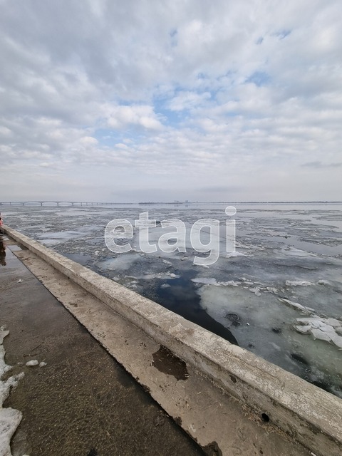 Продажа коммерческой недвижимости, 100м <sup>2</sup>, Саратов, Саратовская область,  Саратов