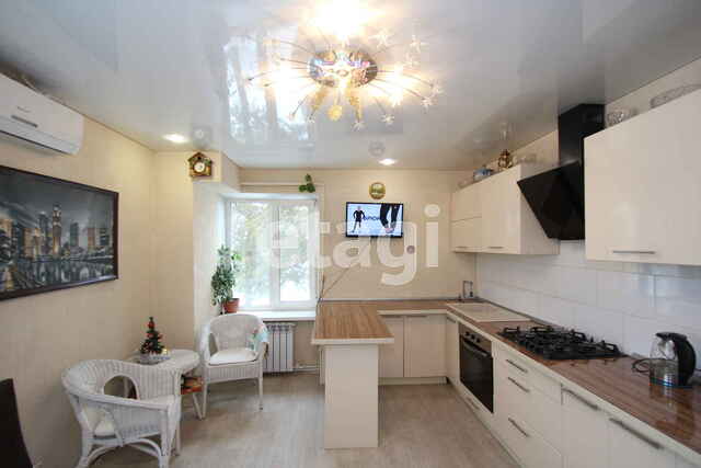 Продажа дома, 350м <sup>2</sup>, 11 сот., Саратов, Саратовская область,  Энгельс