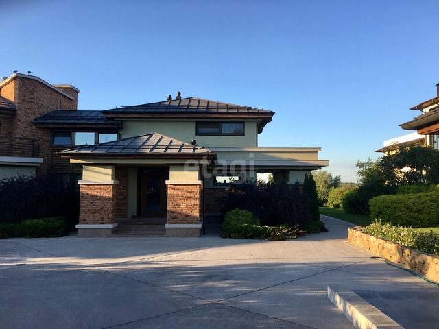 Продажа дома, 285м <sup>2</sup>, 32 сот., Саратов, Саратовская область,  Саратов