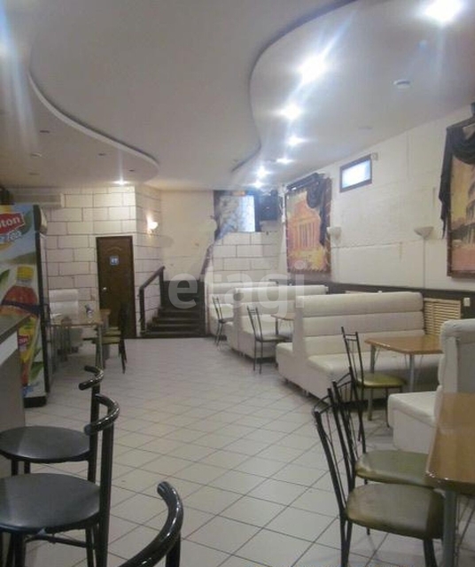 Продажа коммерческой недвижимости, 210м <sup>2</sup>, Саратов, Саратовская область,  Маркс