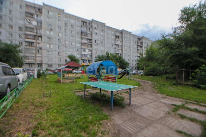Продажа 4-комнатной квартиры, Красноярск, Щорса,  69