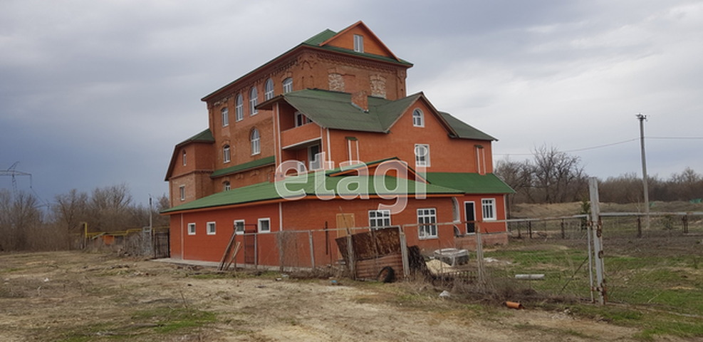 Продажа дома, 1370м <sup>2</sup>, 320 сот., Саратов, Саратовская область,  Саратов