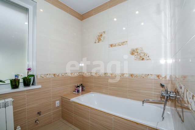 Продажа дома, 240м <sup>2</sup>, 7 сот., Саратов, Саратовская область,  Саратов