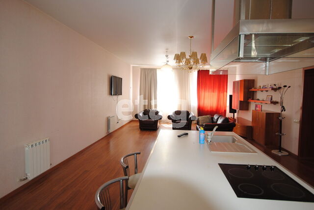 Продажа дома, 365м <sup>2</sup>, 8 сот., Саратов, Саратовская область,  Фрунзенский